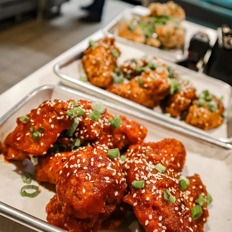 Big Flavors, Simple Menu 🍗